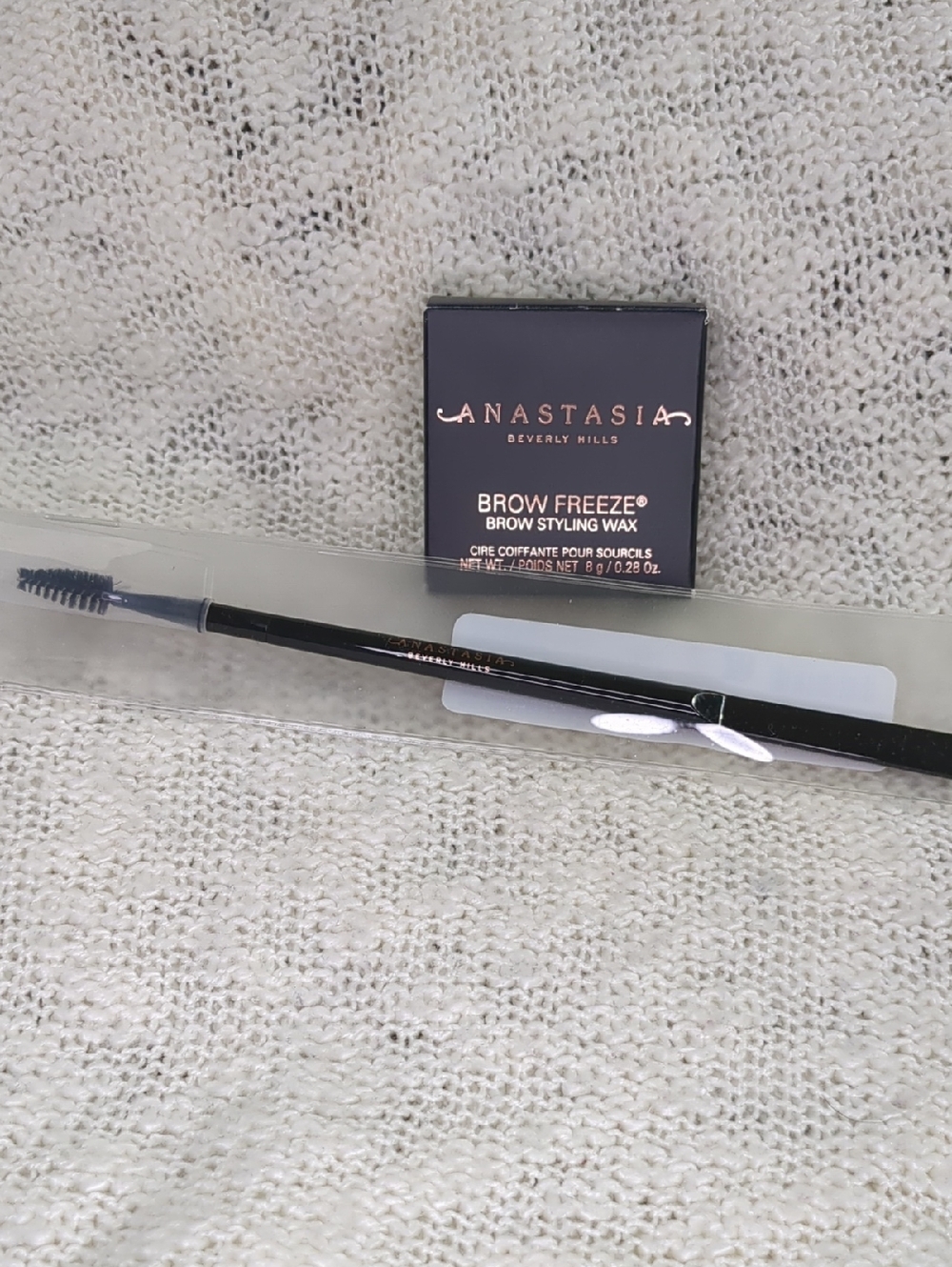 Anastasia Beverly Hills Clear Freeze Brow Wax/Applicator Duo - Picture 11 of 11